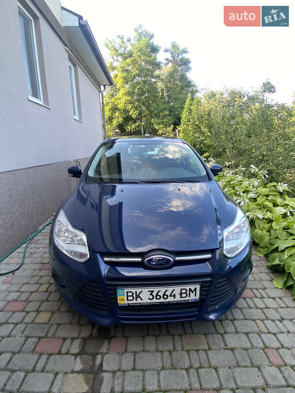 Хэтчбек Ford Focus 2014 в Ровно