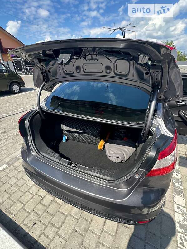 Седан Ford Focus 2014 в Ровно