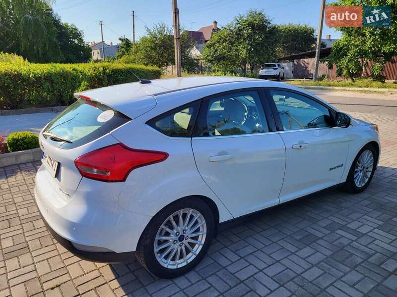 Хэтчбек Ford Focus 2017 в Запорожье