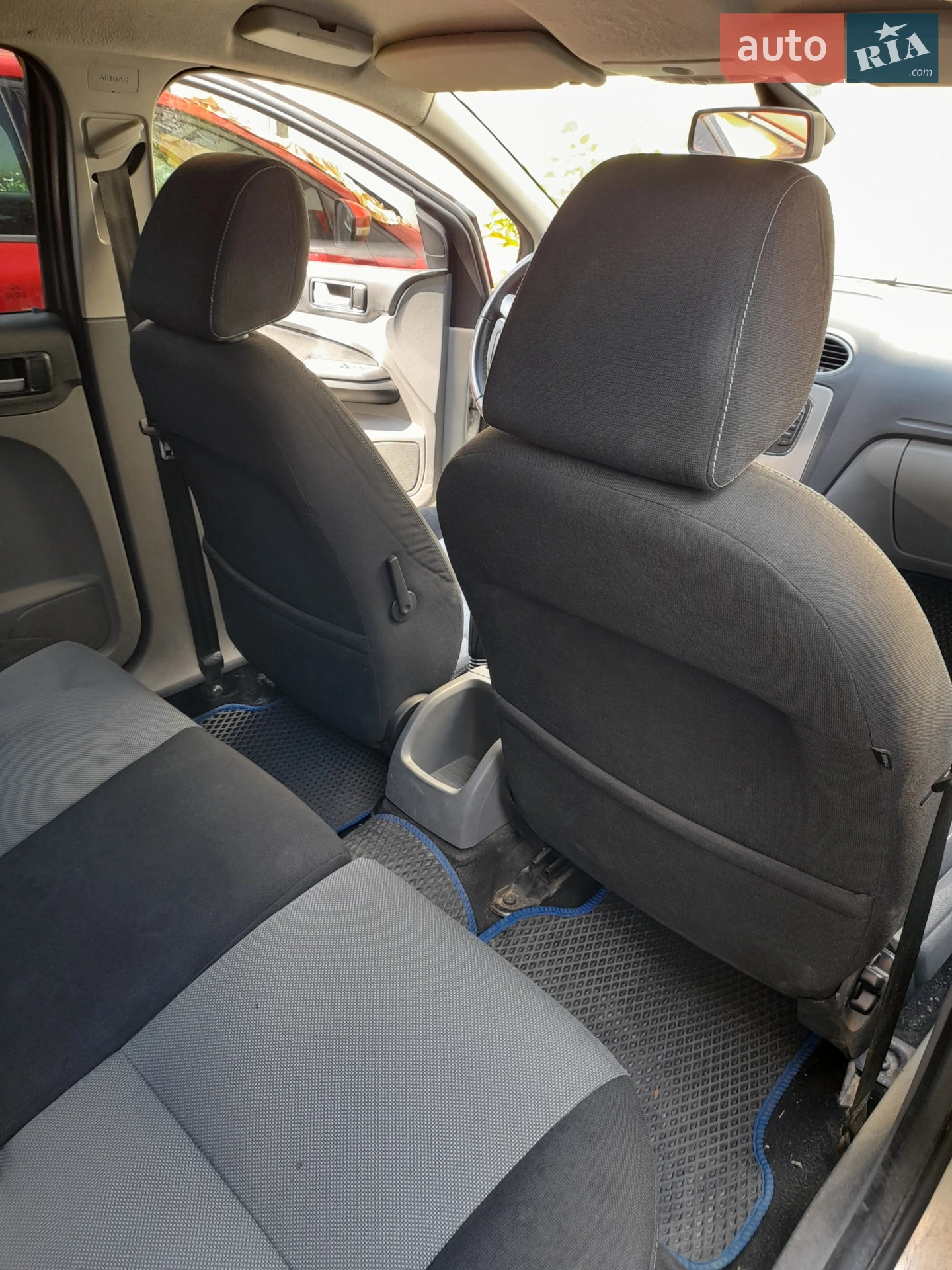 2010 Ford Focus - мініатюра 7