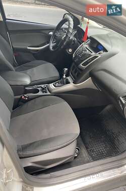 Универсал Ford Focus 2012 в 