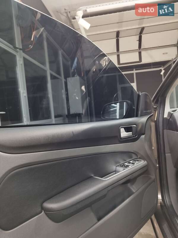 Кабриолет Ford Focus 2007 в Хмельницком