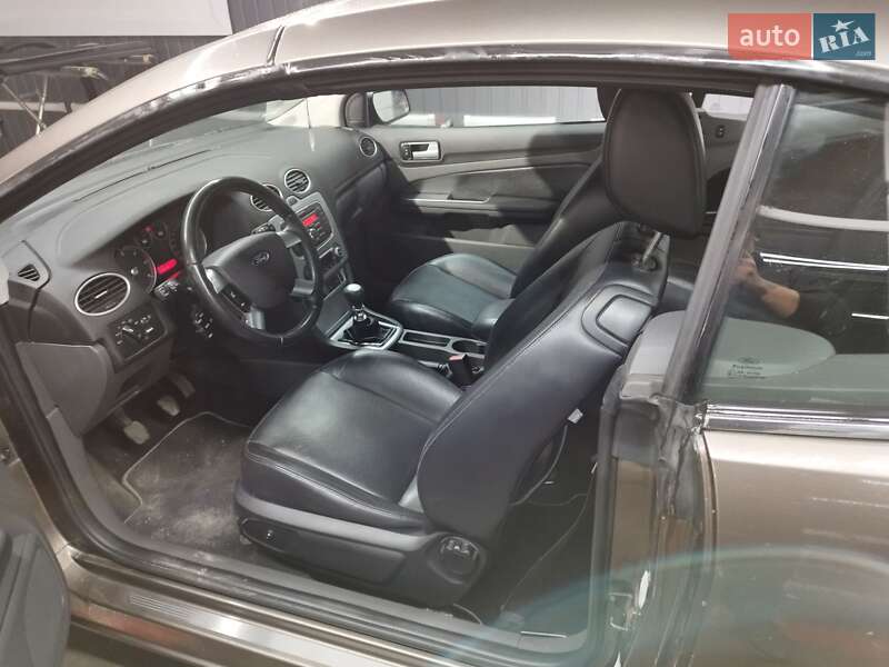 Кабриолет Ford Focus 2007 в Хмельницком