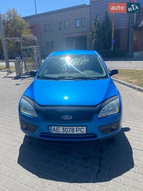 Хэтчбек Ford Focus 2006 в Днепре