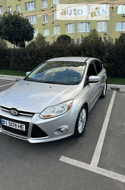 Хетчбек Ford Focus 2012 в Софіївській Борщагівці