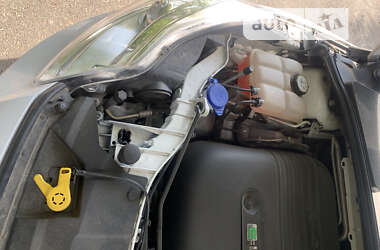 Хэтчбек Ford Focus 2012 в 
