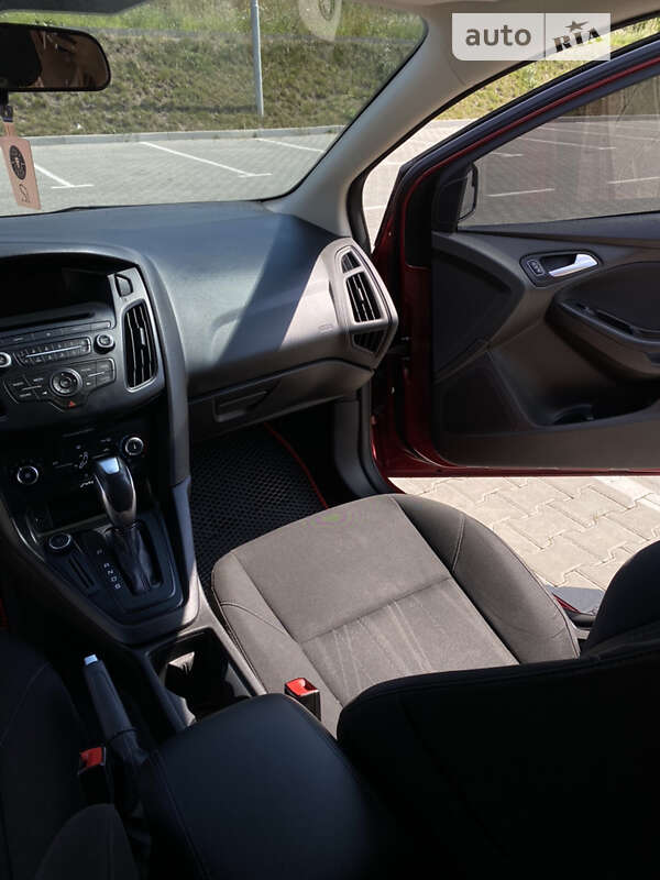 Седан Ford Focus 2015 в Тернополі