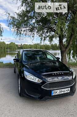 Седан Ford Focus 2015 в Рівному