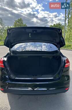 Седан Ford Focus 2015 в Ровно