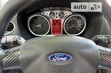 Универсал Ford Focus 2010 в Луцке