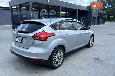 Хэтчбек Ford Focus 2016 в Житомире