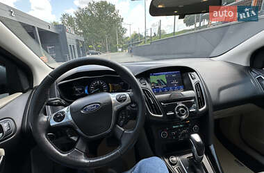 Хэтчбек Ford Focus 2016 в Житомире