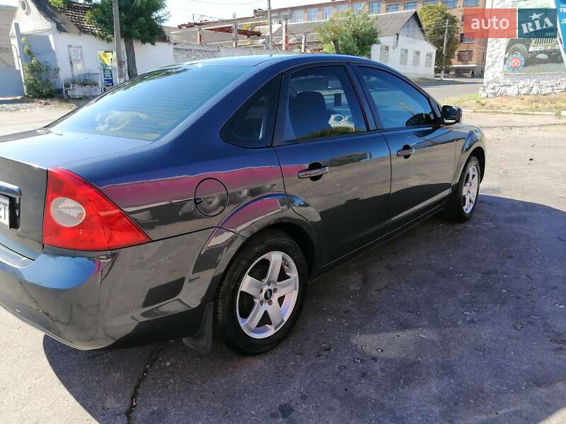 Седан Ford Focus 2008 в Первомайську