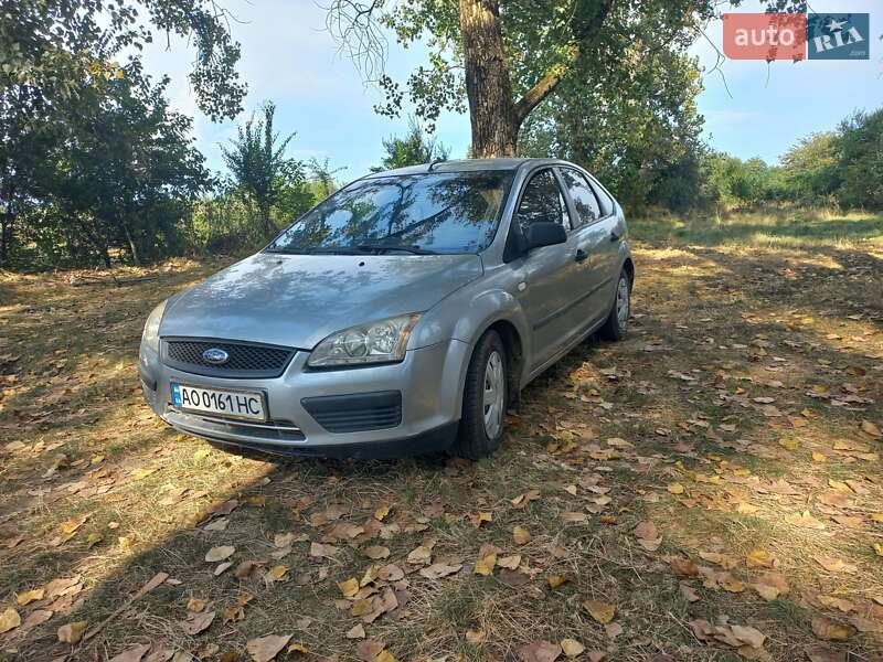 Хетчбек Ford Focus 2005 в Тячеві