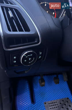 Универсал Ford Focus 2011 в 