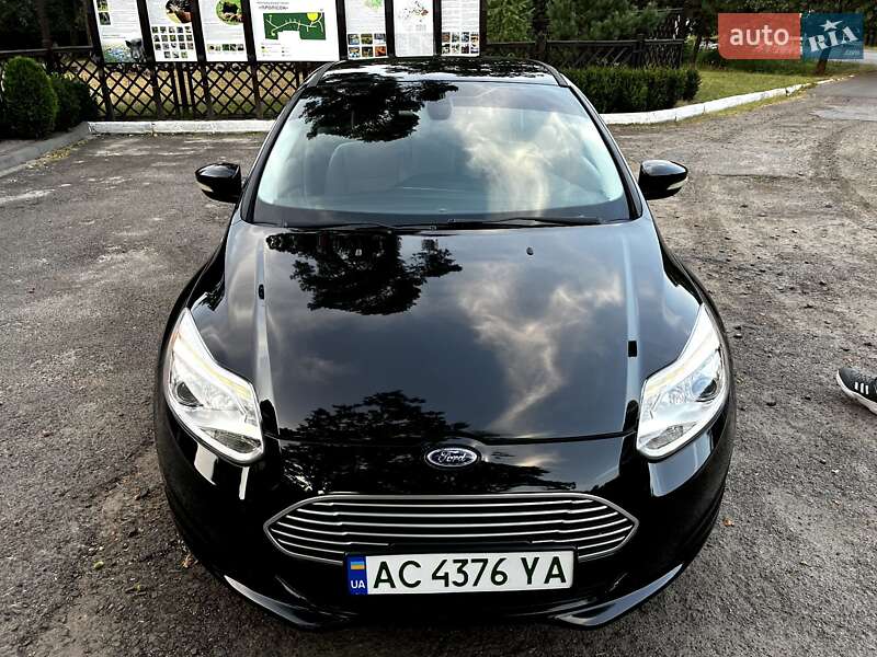 Хэтчбек Ford Focus 2012 в Луцке
