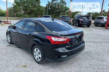Седан Ford Focus 2014 в 