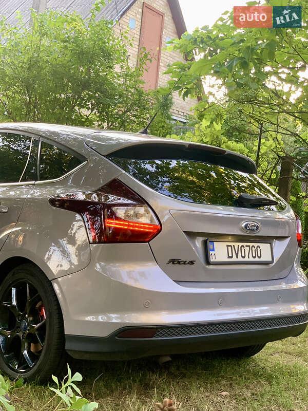 Хэтчбек Ford Focus 2011 в Киеве