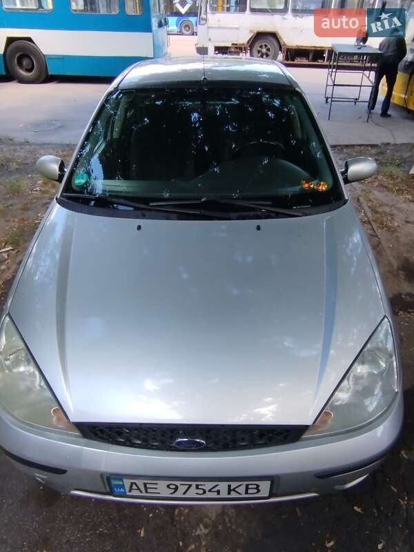 Хетчбек Ford Focus 2002 в Дніпрі