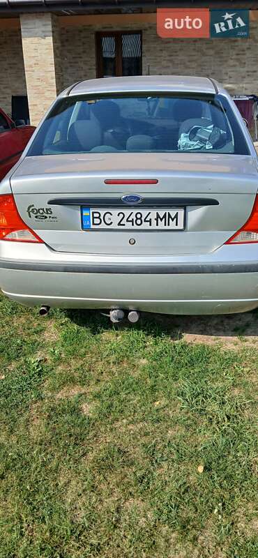 Седан Ford Focus 2004 в Краковце