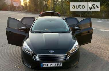 Седан Ford Focus 2015 в Сумах