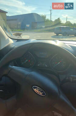 Седан Ford Focus 2013 в Стрые