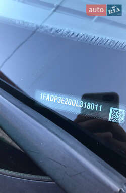 Седан Ford Focus 2013 в Стрые