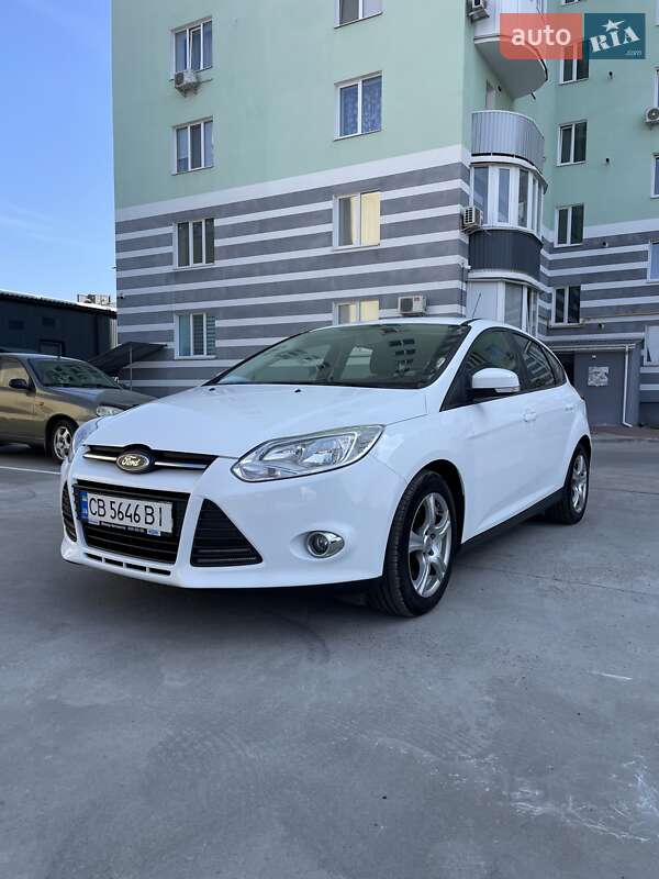 Хэтчбек Ford Focus 2014 в Чернигове