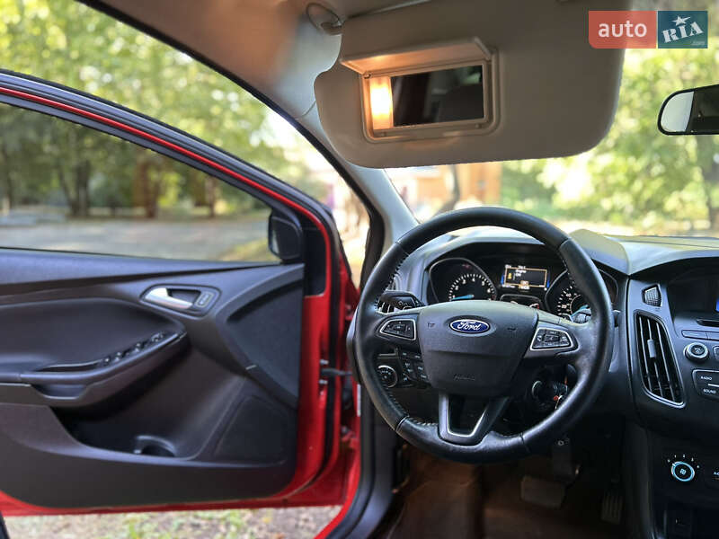 Седан Ford Focus 2015 в Чернигове фото 22 Седан Ford Focus 2015 в Чернигове