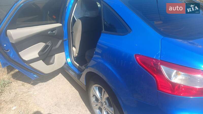Седан Ford Focus 2014 в Чернигове