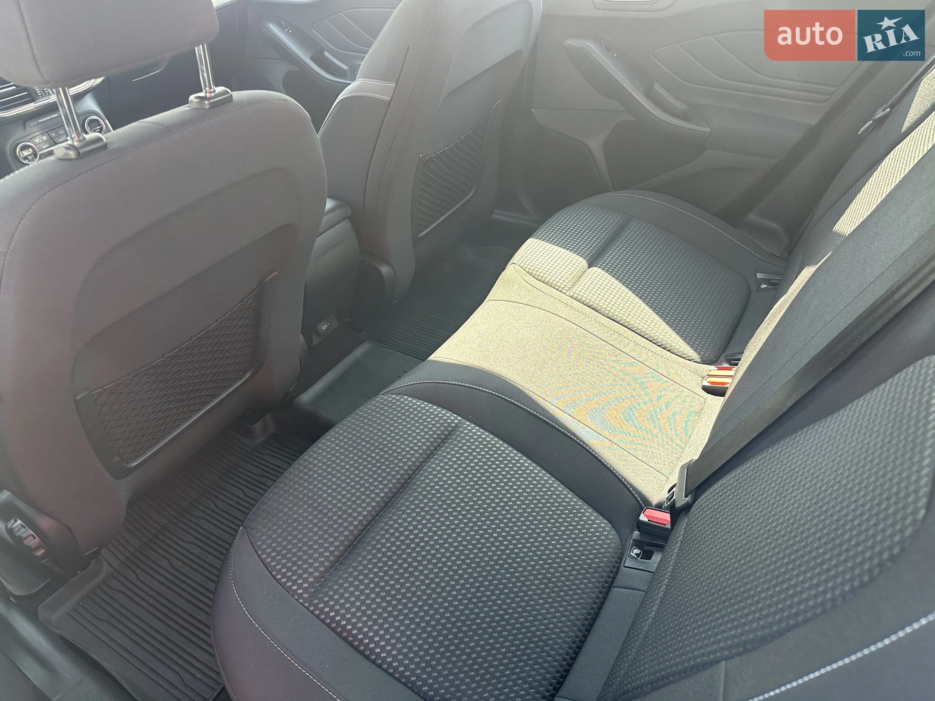 2020 Ford Focus - мініатюра 8