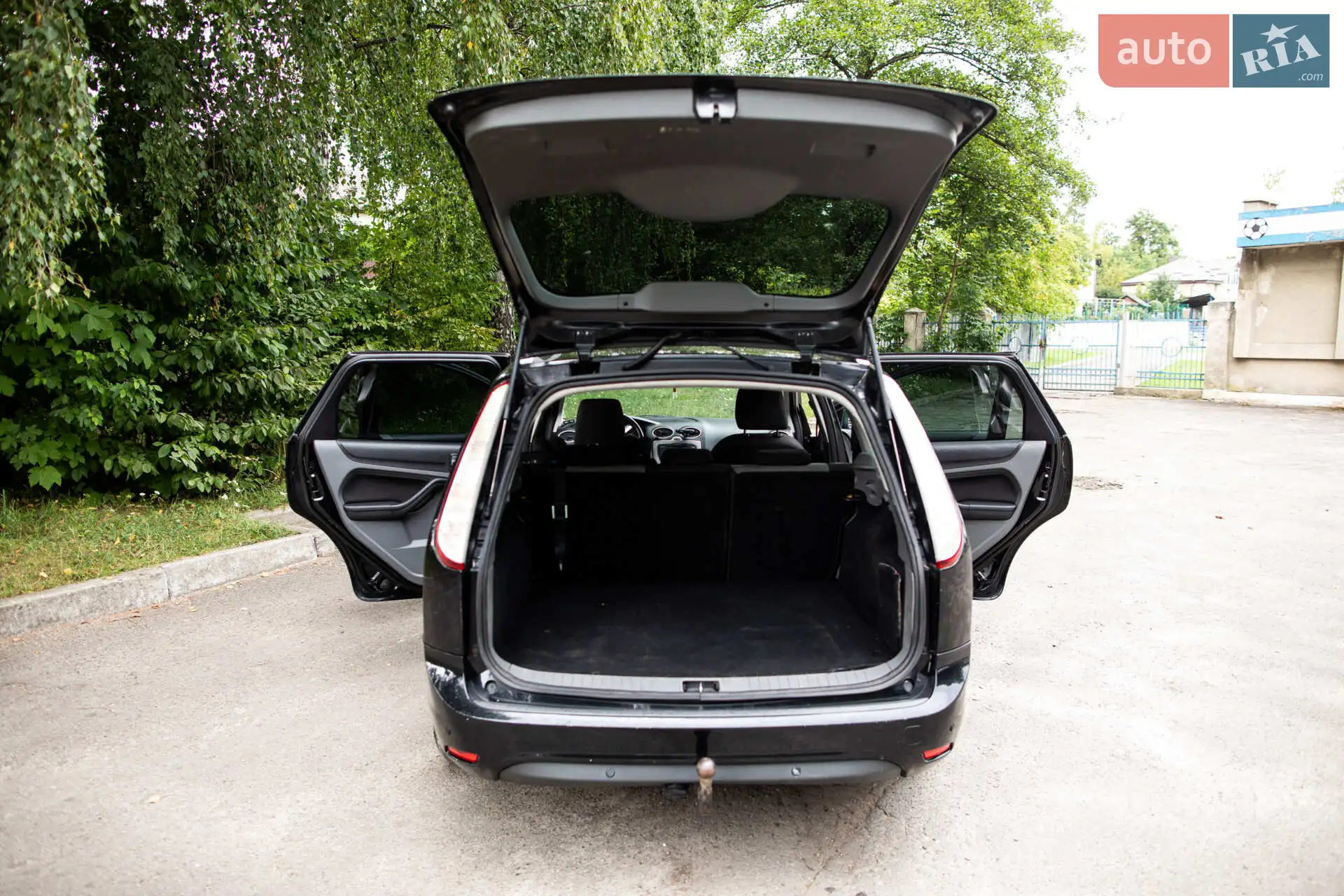 2010 Ford Focus - мініатюра 7