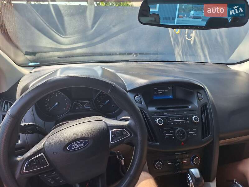 Седан Ford Focus 2015 в Львове