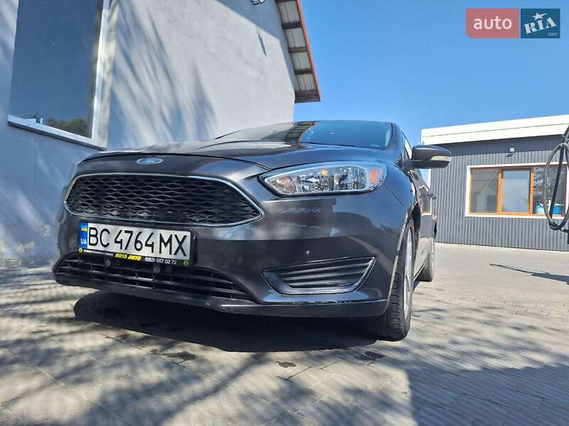 Седан Ford Focus 2015 в Львове