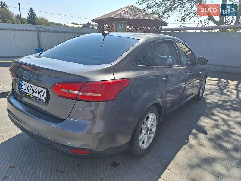 Седан Ford Focus 2015 в Львове