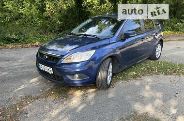 Хетчбек Ford Focus 2010 в Корсунь-Шевченківському