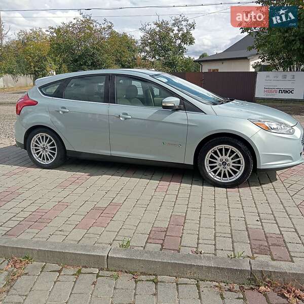 Хэтчбек Ford Focus 2014 в Косове