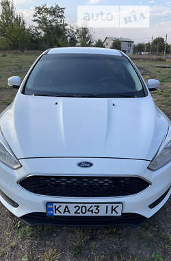 Седан Ford Focus 2017 в Киеве