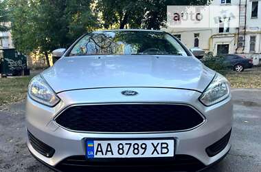 Седан Ford Focus 2015 в Киеве