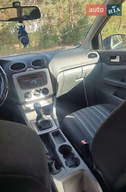 Универсал Ford Focus 2010 в 