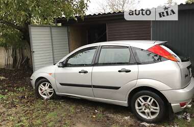 Хетчбек Ford Focus 2004 в 