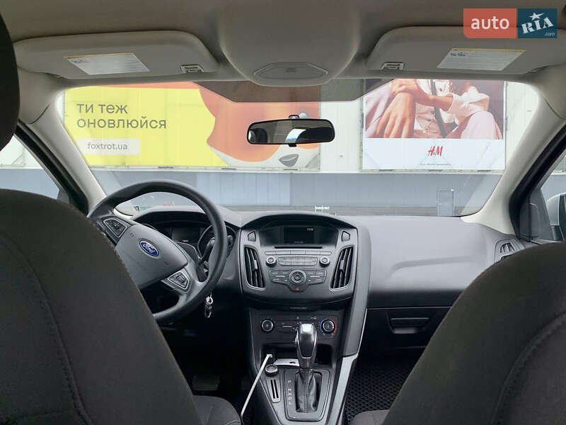 Седан Ford Focus 2016 в Киеве