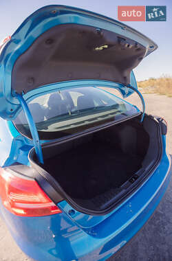 Седан Ford Focus 2015 в 