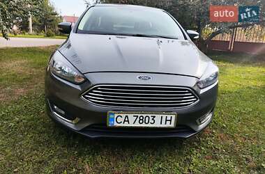 Седан Ford Focus 2014 в 