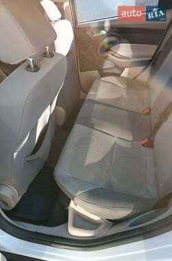Седан Ford Focus 2014 в 