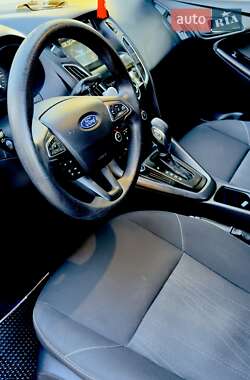 Седан Ford Focus 2017 в 
