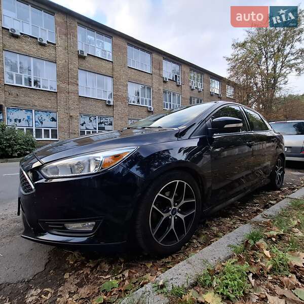 Седан Ford Focus 2015 в Киеве
