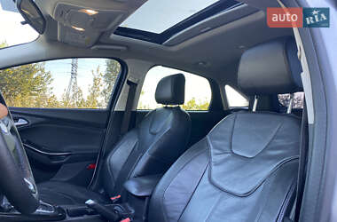 Седан Ford Focus 2018 в 