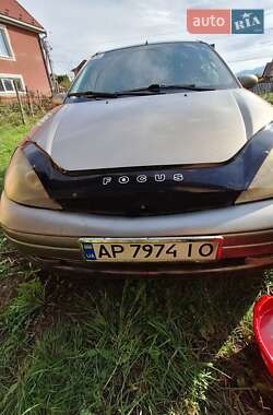 Седан Ford Focus 2002 в 