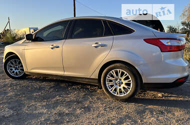 Седан Ford Focus 2011 в Львові